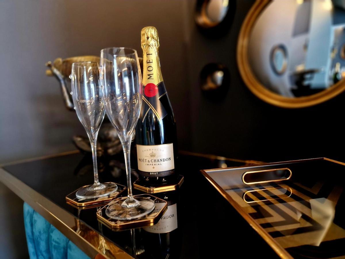 The Hamilton - The Studio Luxury Holiday Let'S Scorton  Bagian luar foto